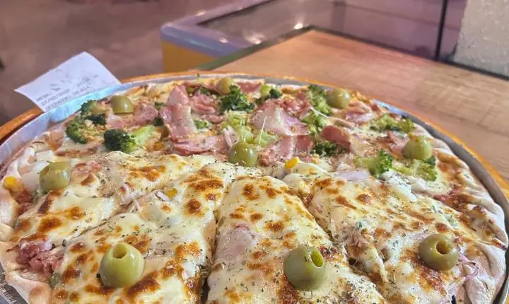 Campanna Pizza & Bar reúne pizzaria, restaurante e chopperia no centro de Penápolis